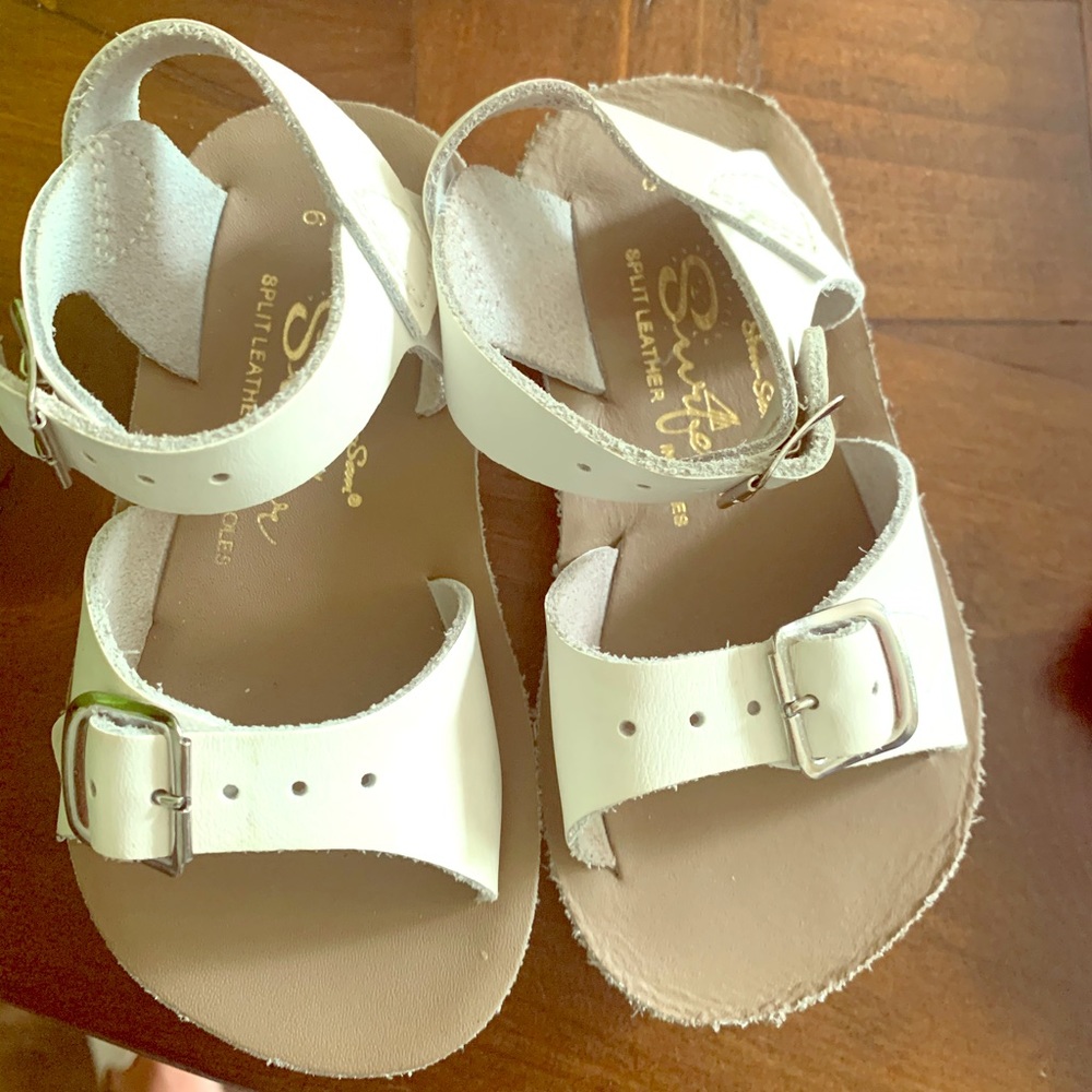 Saltwater sandals